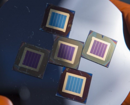Tandem Perovskite Solar Cell